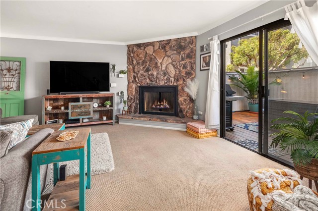 519 Meyer Lane, Redondo Beach, California 90278, 2 Bedrooms Bedrooms, ,1 BathroomBathrooms,Residential,Sold,Meyer,PV21074772