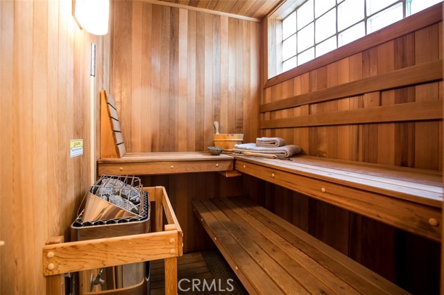 400 1st Street, Manhattan Beach, California 90266, 5 Bedrooms Bedrooms, ,5 BathroomsBathrooms,Residential,Sold,1st,SB21021125