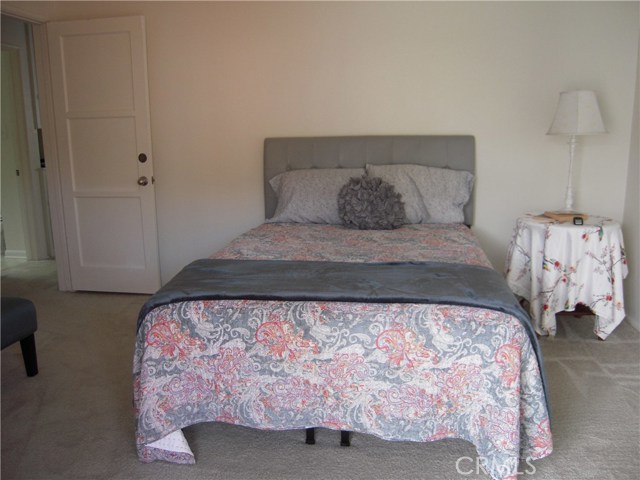 1062 Avenue C, Redondo Beach, California 90277, 2 Bedrooms Bedrooms, ,1 BathroomBathrooms,Residential,Sold,Avenue C,SB20138580