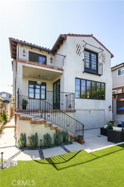 1720 Walnut Avenue, Manhattan Beach, California 90266, 5 Bedrooms Bedrooms, ,4 BathroomsBathrooms,Residential,Sold,Walnut,SB20059383