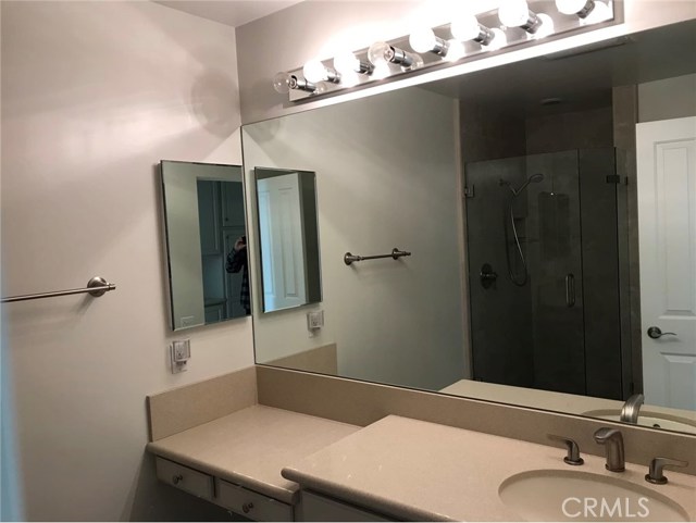 Hall bathroom vanity