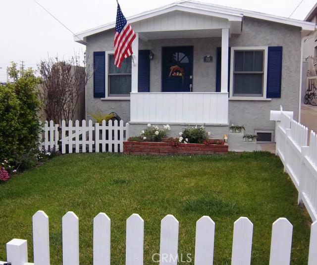 526 Francisca Avenue, Redondo Beach, California 90277, 2 Bedrooms Bedrooms, ,1 BathroomBathrooms,Residential,Sold,Francisca,S12061530