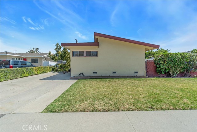 Detail Gallery Image 1 of 1 For 9702 Lanett Ave, Whittier,  CA 90605 - 3 Beds | 1 Baths