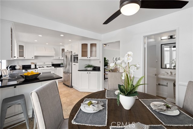 2715 Vanderbilt Lane, Redondo Beach, California 90278, 3 Bedrooms Bedrooms, ,2 BathroomsBathrooms,Residential,Sold,Vanderbilt,SB20191300