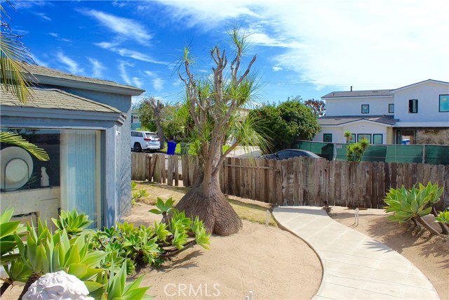 1131 21st Street, Manhattan Beach, California 90266, 3 Bedrooms Bedrooms, ,2 BathroomsBathrooms,Residential,Sold,21st,SB19229133