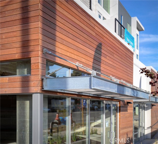 1920 Pacific Coast Highway, Redondo Beach, California 90277, 3 Bedrooms Bedrooms, ,3 BathroomsBathrooms,Residential,Sold,Pacific Coast Highway,OC20193755