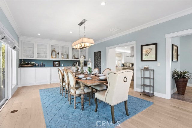 313 Avenue F, Redondo Beach, California 90277, 5 Bedrooms Bedrooms, ,4 BathroomsBathrooms,Residential,Sold,Avenue F,OC21017149