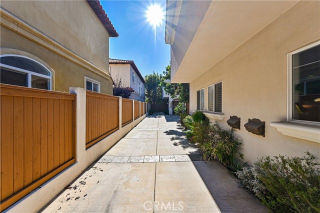 2402 Graham Avenue, Redondo Beach, California 90278, 4 Bedrooms Bedrooms, ,2 BathroomsBathrooms,Residential,Sold,Graham,SB20089930
