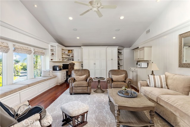 27 Horseshoe Ln, Rolling Hills Estates, California 90274, 4 Bedrooms Bedrooms, ,2 BathroomsBathrooms,Residential,Sold,Horseshoe Ln,SB21092775 27 Horseshoe Ln, Rolling Hills Estates, California 90274, 4 Bedrooms Bedrooms, ,2 BathroomsBathrooms,Residential,Sold,Horseshoe Ln,SB21092775