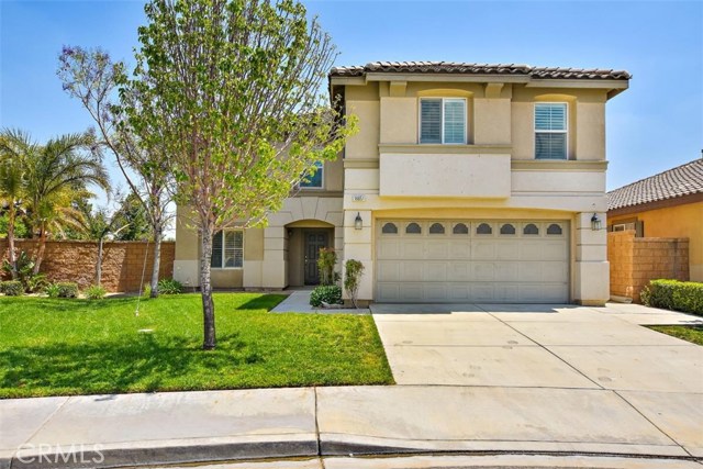 16651 Shoal Fontana, California Beautiful Sierra Lakes home with a gorgeous golf course view. In addition to the great view this home is on a large lot with a good size front & backyard. This home has new interior paint throughout, new plush carpeting throughout, formal living room, separate formal dining room, large family room with fireplace, large kitchen with granite counter tops, center island and separate eating area. All room are upstairs including loft plus large bonus room, large master bedroom with slider that leads to deck to enjoy the golf course view. Plantation shutters throughout. Good size front yard with lush landscaping, backyard has a great wood deck and large side yard. You don’t want to miss this one!