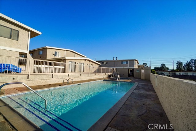 515 Meyer Lane, Redondo Beach, California 90278, 3 Bedrooms Bedrooms, ,3 BathroomsBathrooms,Residential,Sold,Meyer,PW21011132
