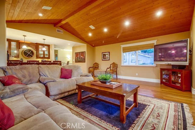 2038 Redondela Drive, Rancho Palos Verdes, California 90275, 4 Bedrooms Bedrooms, ,3 BathroomsBathrooms,Residential,Sold,Redondela,SB17170227