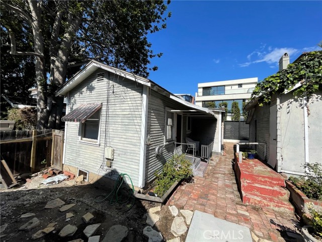 216 Camino Real, Redondo Beach, California 90277, ,Residential Income,Sold,Camino Real,SB21091574