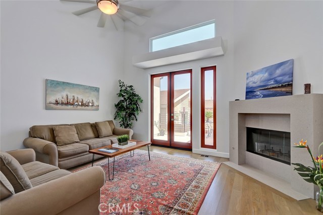 2002 Carnegie Lane, Redondo Beach, California 90278, 5 Bedrooms Bedrooms, ,4 BathroomsBathrooms,Residential,Sold,Carnegie,SB18211223