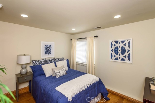 2934 Hermosa Avenue, Hermosa Beach, California 90254, 3 Bedrooms Bedrooms, ,3 BathroomsBathrooms,Residential,Sold,Hermosa,SB18080903