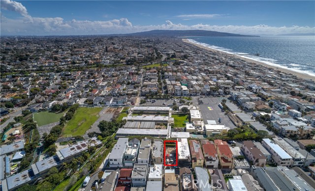 461 26th Street, Manhattan Beach, California 90266, ,Residential,Sold,26th,SB19039219