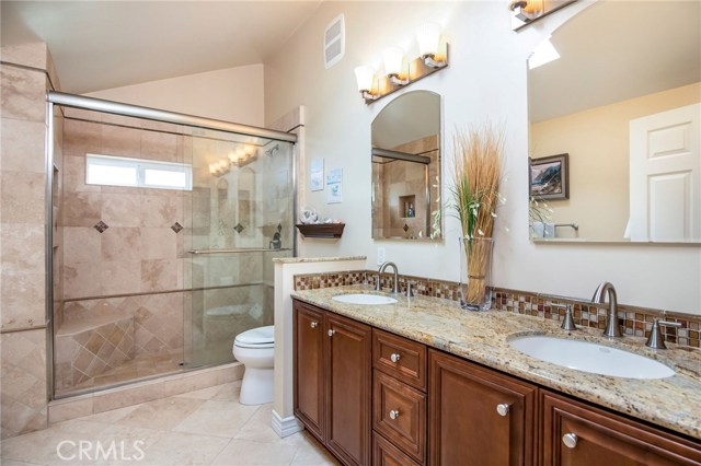 719 Maria Avenue, Redondo Beach, California 90277, 3 Bedrooms Bedrooms, ,2 BathroomsBathrooms,Residential,Sold,Maria,SB19111857