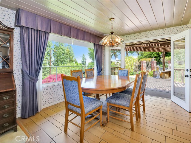 34 Deerhill Drive, Rolling Hills Estates, California 90274, 3 Bedrooms Bedrooms, ,3 BathroomsBathrooms,Residential,Sold,Deerhill,PV21123888