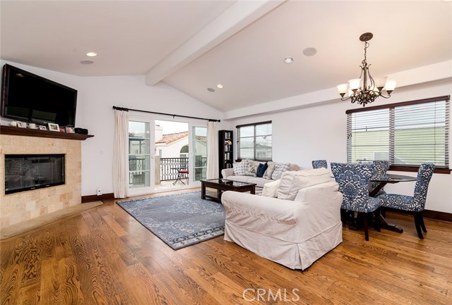 161 1st Court, Hermosa Beach, California 90254, 3 Bedrooms Bedrooms, ,3 BathroomsBathrooms,Residential,Sold,1st,SB18066739