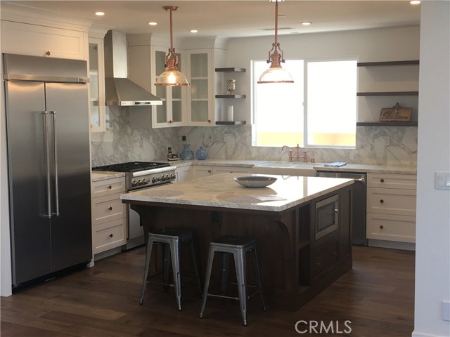 223 Lucia, Redondo Beach, California 90277, 4 Bedrooms Bedrooms, ,3 BathroomsBathrooms,Residential,Sold,Lucia,SB18143397