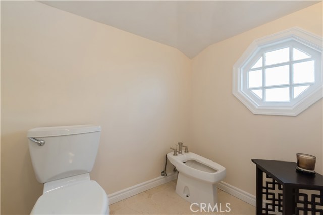 Big separate room with toilet and bidet!