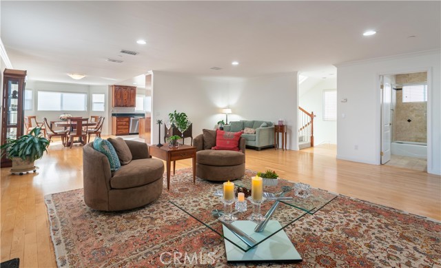 2209 Marshallfield Lane, Redondo Beach, California 90278, 4 Bedrooms Bedrooms, ,4 BathroomsBathrooms,Residential,Sold,Marshallfield,SB21029095