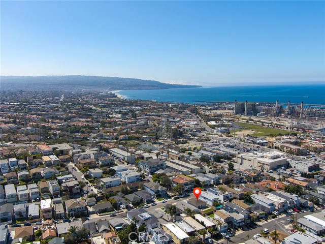 1015 2nd Street, Hermosa Beach, California 90254, 3 Bedrooms Bedrooms, ,2 BathroomsBathrooms,Residential,Sold,2nd,SB21062266