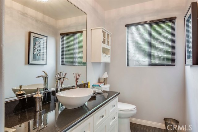 702 Juanita Avenue, Redondo Beach, California 90277, 4 Bedrooms Bedrooms, ,3 BathroomsBathrooms,Residential,Sold,Juanita,PV17180405