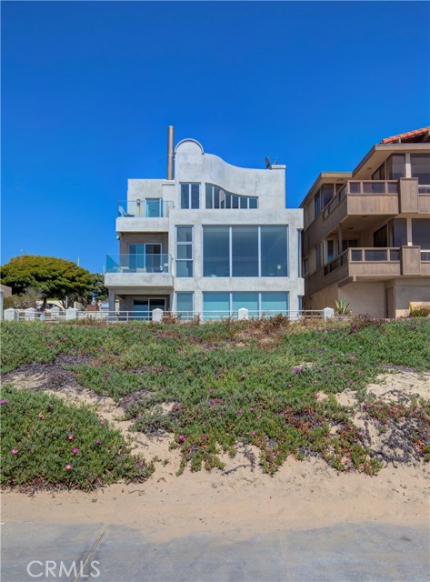 2522 The Strand, Manhattan Beach, California 90266, 3 Bedrooms Bedrooms, ,2 BathroomsBathrooms,Residential,Sold,The Strand,SB19094440