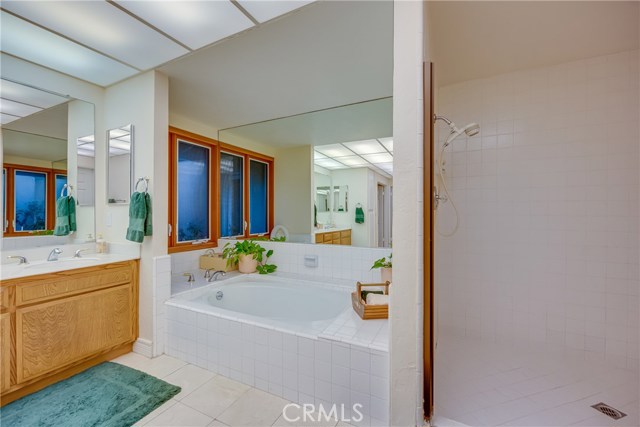 18 Bridlewood Circle, Rolling Hills Estates, California 90274, 4 Bedrooms Bedrooms, ,3 BathroomsBathrooms,Residential,Sold,Bridlewood,PV20056742