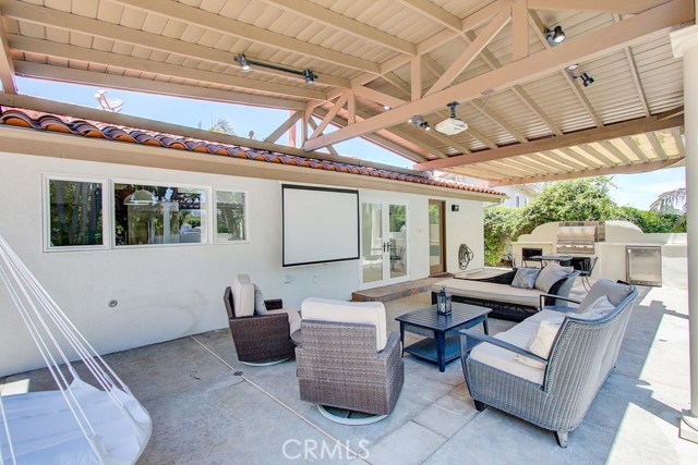 4072 Rousseau Lane, Palos Verdes Peninsula, California 90274, 4 Bedrooms Bedrooms, ,3 BathroomsBathrooms,Residential,Sold,Rousseau,SB19160649