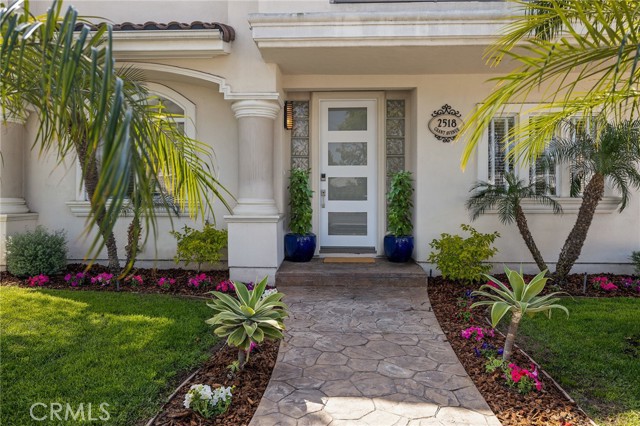 2518 Grant Avenue, Redondo Beach, California 90278, 3 Bedrooms Bedrooms, ,2 BathroomsBathrooms,Residential,Sold,Grant,SB21052990