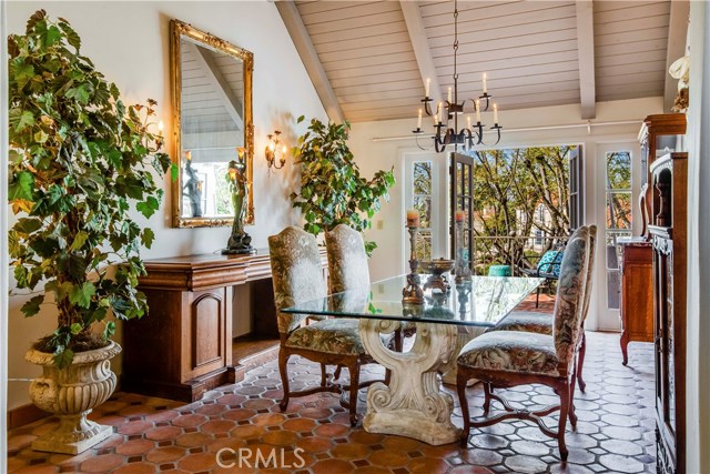 1421 Via Galicia, Palos Verdes Estates, California 90274, 4 Bedrooms Bedrooms, ,3 BathroomsBathrooms,Residential,Sold,Via Galicia,PV19066232