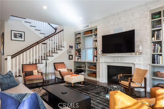 756 36th Street, Manhattan Beach, California 90266, 6 Bedrooms Bedrooms, ,3 BathroomsBathrooms,Residential,Sold,36th,SB20029845