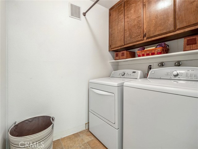 231 Irena Avenue, Redondo Beach, California 90277, 3 Bedrooms Bedrooms, ,1 BathroomBathrooms,Residential,Sold,Irena,SB20087245