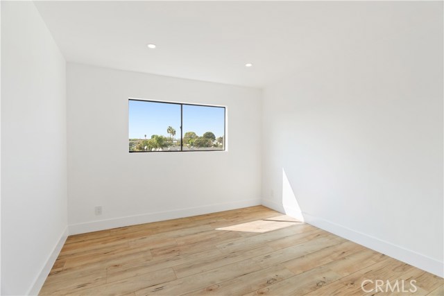 1447 Manhattan Beach Boulevard, Manhattan Beach, California 90266, 3 Bedrooms Bedrooms, ,2 BathroomsBathrooms,Residential,Sold,Manhattan Beach,OC20214796