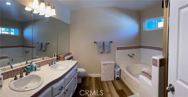 2004 FARRELL, Redondo Beach, California 90278, 3 Bedrooms Bedrooms, ,2 BathroomsBathrooms,Residential,Sold,FARRELL,SB20161100
