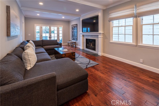 3012 Poinsettia Avenue, Manhattan Beach, California 90266, 4 Bedrooms Bedrooms, ,2 BathroomsBathrooms,Residential,Sold,Poinsettia,SB20042447