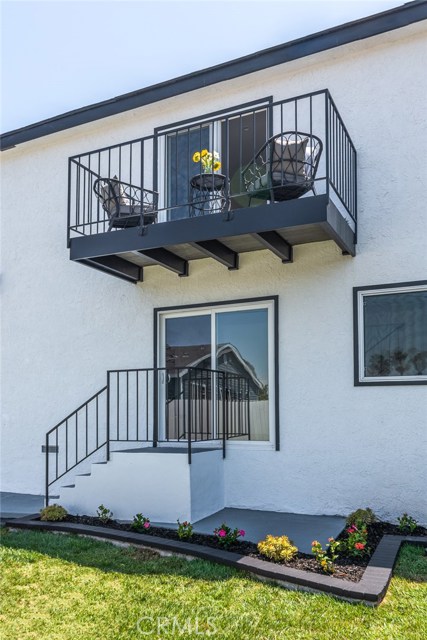 2517 Fisk Lane, Redondo Beach, California 90278, 4 Bedrooms Bedrooms, ,3 BathroomsBathrooms,Residential,Sold,Fisk,SB20145075