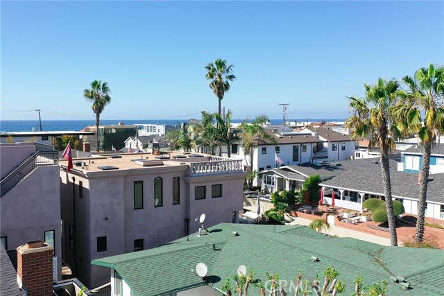 the 30 foot "Roof Deck" view!