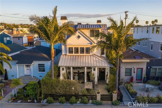 524 4th Street, Manhattan Beach, California 90266, 4 Bedrooms Bedrooms, ,2 BathroomsBathrooms,Residential,Sold,4th,SB21061545