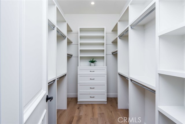 105 Juanita Avenue, Redondo Beach, California 90277, 4 Bedrooms Bedrooms, ,3 BathroomsBathrooms,Residential,Sold,Juanita,SB17254045