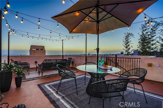 414 Ocean View Avenue, Hermosa Beach, California 90254, 3 Bedrooms Bedrooms, ,3 BathroomsBathrooms,Residential,Sold,Ocean View,SB21161470