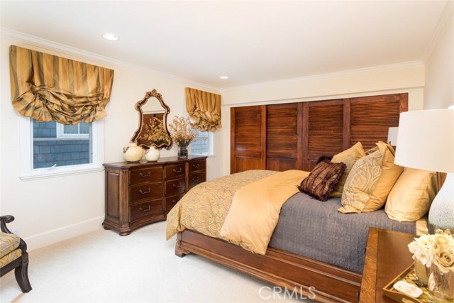 755 31st Street, Manhattan Beach, California 90266, 4 Bedrooms Bedrooms, ,4 BathroomsBathrooms,Residential,Sold,31st,SB19068029