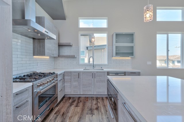 2520 Nelson Avenue, Redondo Beach, California 90278, 4 Bedrooms Bedrooms, ,3 BathroomsBathrooms,Residential,Sold,Nelson,PV17221643