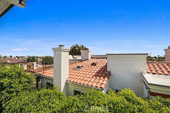 2000 Voorhees, Redondo Beach, California 90278, 2 Bedrooms Bedrooms, ,1 BathroomBathrooms,Residential,Sold,Voorhees,SB20179938