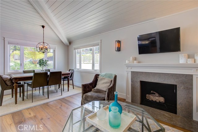 3112 Poinsettia Avenue, Manhattan Beach, California 90266, 4 Bedrooms Bedrooms, ,1 BathroomBathrooms,Residential,Sold,Poinsettia,SB19132552