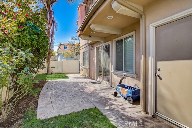 1910 Marshallfield Lane, Redondo Beach, California 90278, 4 Bedrooms Bedrooms, ,4 BathroomsBathrooms,Residential,Sold,Marshallfield,SB21057730