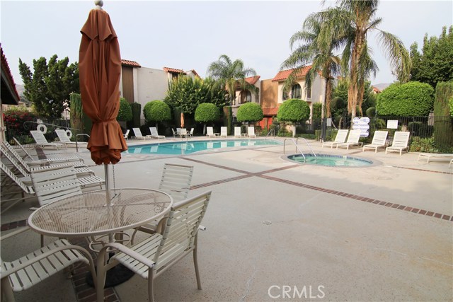 2 Bed Home for Sale in Burbank, California