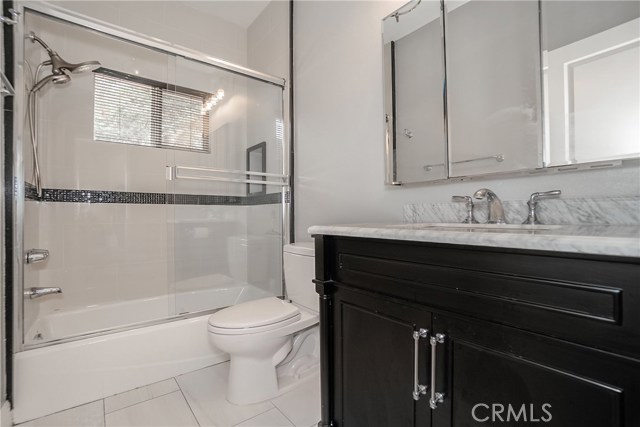 702 Juanita Avenue, Redondo Beach, California 90277, 4 Bedrooms Bedrooms, ,3 BathroomsBathrooms,Residential,Sold,Juanita,PW20121248